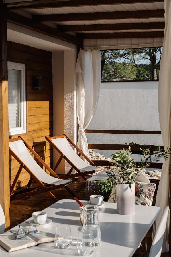 Nature House With A Wooden Porch - Pasika, House Luca Hébergement de vacances *